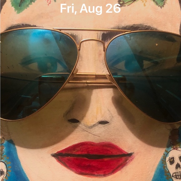 Meet your Posher, Christine - Picture 5 of 16